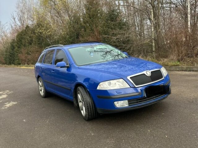 Синий Шкода Октавия, объемом двигателя 2 л и пробегом 281 тыс. км за 3399 $, фото 2 на Automoto.ua