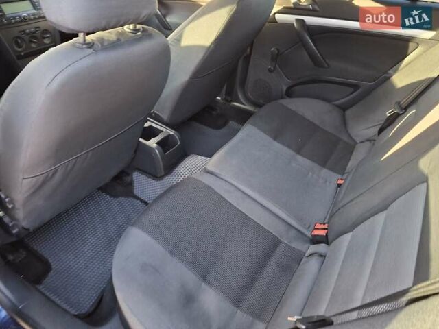 Синий Шкода Октавия, объемом двигателя 1.6 л и пробегом 247 тыс. км за 6000 $, фото 14 на Automoto.ua