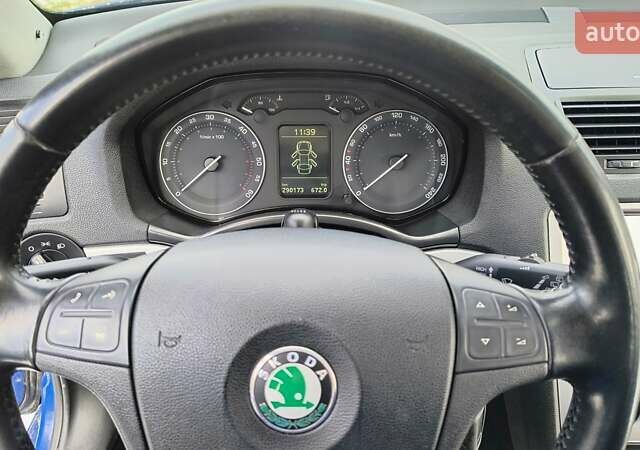 Синий Шкода Октавия, объемом двигателя 1.9 л и пробегом 290 тыс. км за 5400 $, фото 29 на Automoto.ua