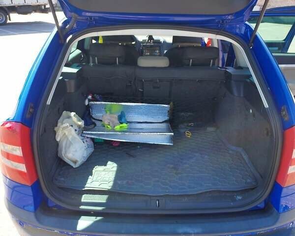 Синий Шкода Октавия, объемом двигателя 1.6 л и пробегом 250 тыс. км за 5700 $, фото 19 на Automoto.ua