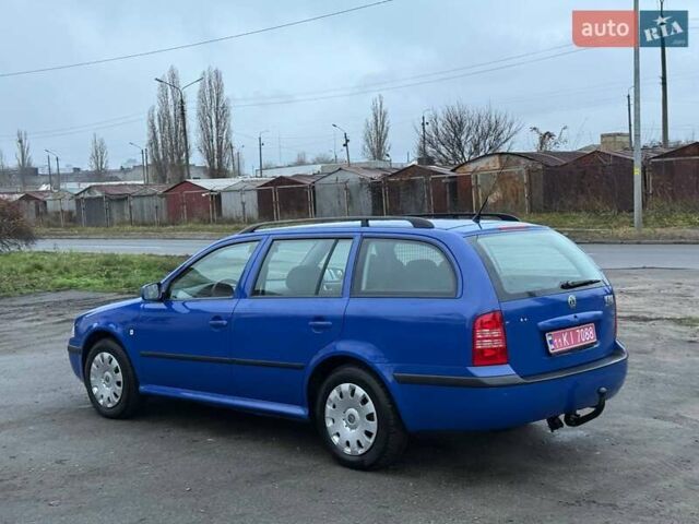 Синий Шкода Октавия, объемом двигателя 1.6 л и пробегом 186 тыс. км за 5500 $, фото 2 на Automoto.ua