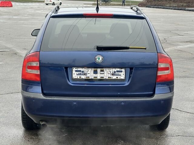 Синий Шкода Октавия, объемом двигателя 1.6 л и пробегом 246 тыс. км за 5500 $, фото 2 на Automoto.ua