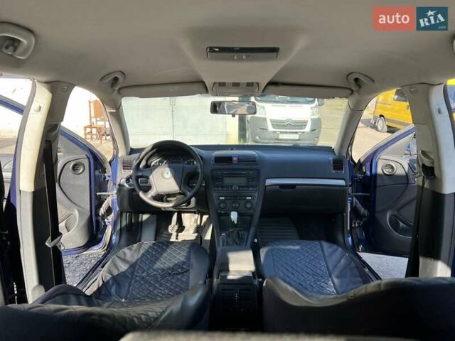 Синий Шкода Октавия, объемом двигателя 1.6 л и пробегом 254 тыс. км за 5800 $, фото 11 на Automoto.ua