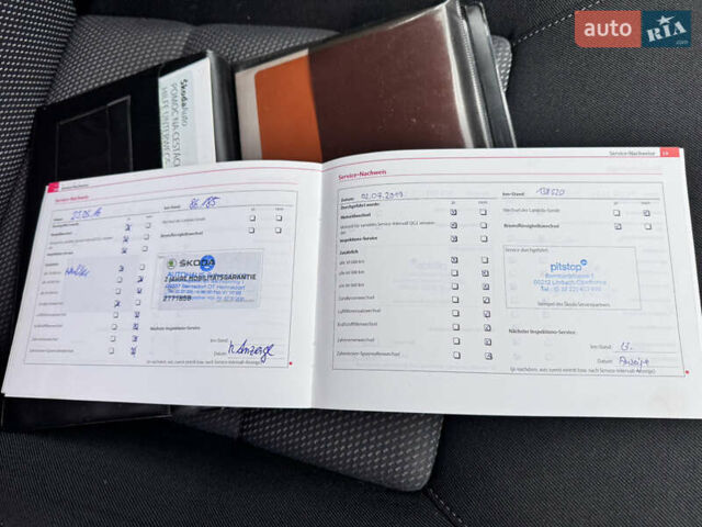 Синий Шкода Октавия, объемом двигателя 1.6 л и пробегом 227 тыс. км за 6200 $, фото 38 на Automoto.ua