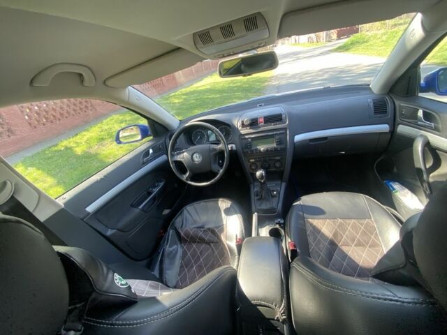 Синій Шкода Октавія, об'ємом двигуна 1.9 л та пробігом 380 тис. км за 4999 $, фото 1 на Automoto.ua