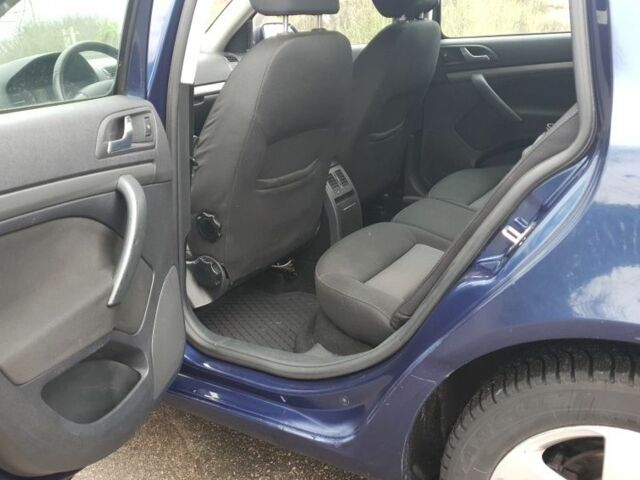 Синій Шкода Октавія, об'ємом двигуна 2 л та пробігом 333 тис. км за 3000 $, фото 12 на Automoto.ua