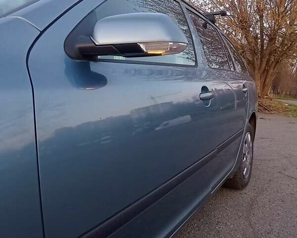 Синий Шкода Октавия, объемом двигателя 1.6 л и пробегом 200 тыс. км за 6850 $, фото 28 на Automoto.ua