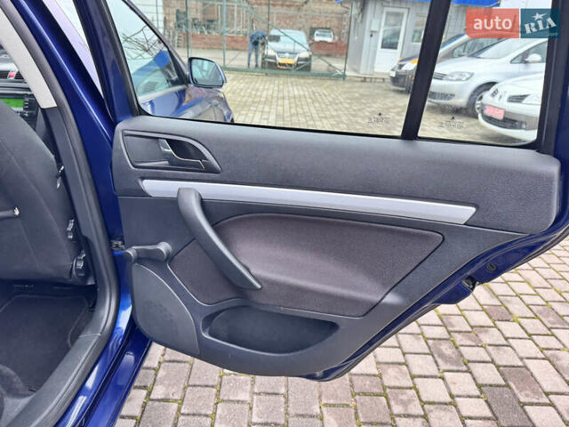 Синий Шкода Октавия, объемом двигателя 1.6 л и пробегом 227 тыс. км за 6200 $, фото 27 на Automoto.ua