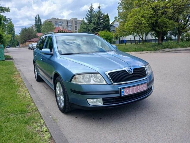 Синий Шкода Октавия, объемом двигателя 0 л и пробегом 200 тыс. км за 6100 $, фото 5 на Automoto.ua