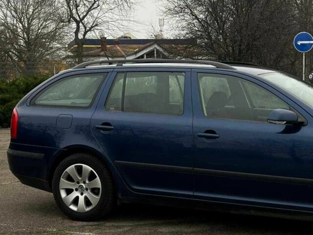 Синий Шкода Октавия, объемом двигателя 1.9 л и пробегом 336 тыс. км за 3510 $, фото 2 на Automoto.ua