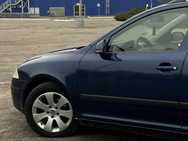 Синий Шкода Октавия, объемом двигателя 1.9 л и пробегом 336 тыс. км за 3400 $, фото 6 на Automoto.ua