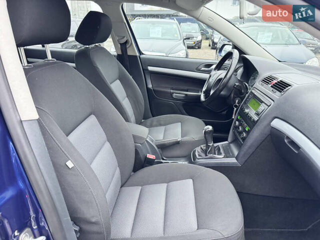 Синий Шкода Октавия, объемом двигателя 1.6 л и пробегом 227 тыс. км за 6200 $, фото 33 на Automoto.ua