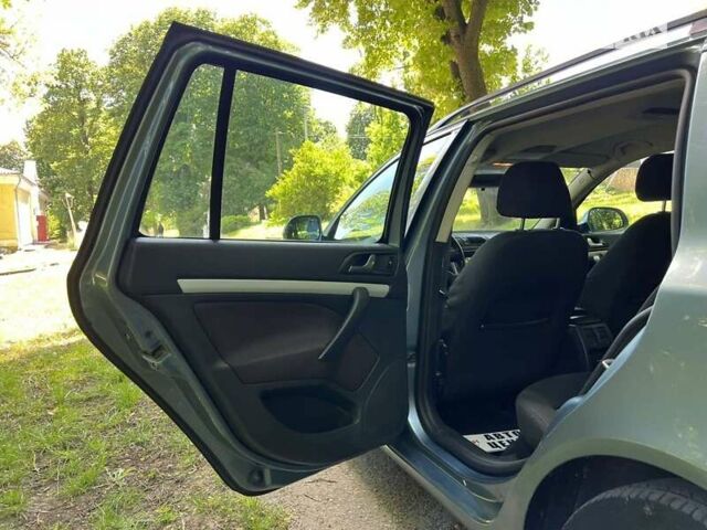 Синий Шкода Октавия, объемом двигателя 1.9 л и пробегом 350 тыс. км за 6300 $, фото 27 на Automoto.ua