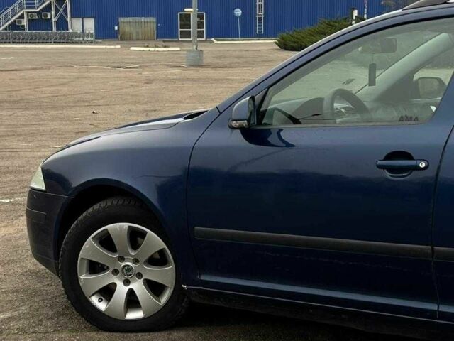 Синий Шкода Октавия, объемом двигателя 1.9 л и пробегом 336 тыс. км за 3510 $, фото 6 на Automoto.ua