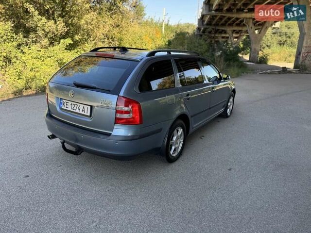 Синий Шкода Октавия, объемом двигателя 1.6 л и пробегом 330 тыс. км за 5999 $, фото 4 на Automoto.ua