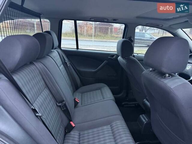 Синий Шкода Октавия, объемом двигателя 1.6 л и пробегом 186 тыс. км за 5500 $, фото 19 на Automoto.ua