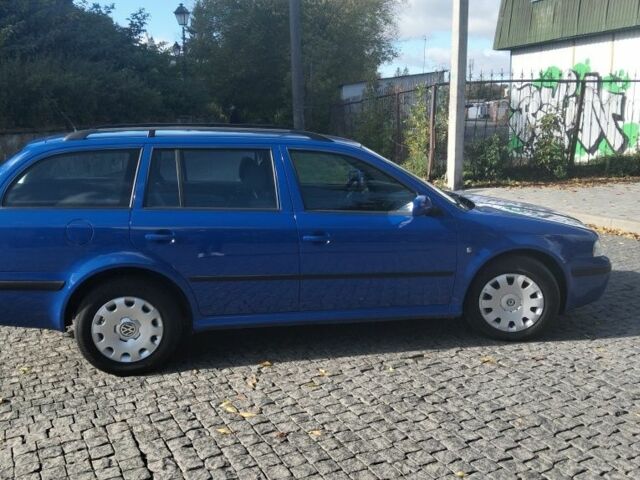 Синий Шкода Октавия, объемом двигателя 1 л и пробегом 230 тыс. км за 5100 $, фото 1 на Automoto.ua