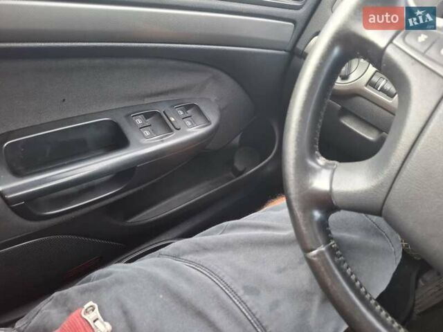 Синий Шкода Октавия, объемом двигателя 2 л и пробегом 212 тыс. км за 6400 $, фото 14 на Automoto.ua