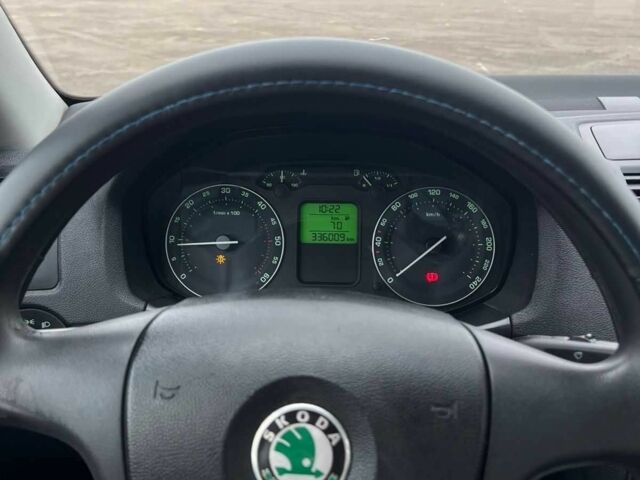 Синий Шкода Октавия, объемом двигателя 1.9 л и пробегом 336 тыс. км за 3510 $, фото 11 на Automoto.ua