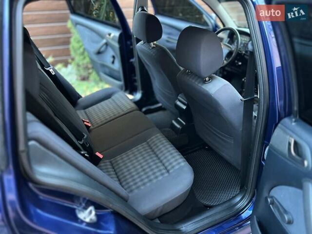 Синий Шкода Октавия, объемом двигателя 1.6 л и пробегом 184 тыс. км за 5450 $, фото 11 на Automoto.ua