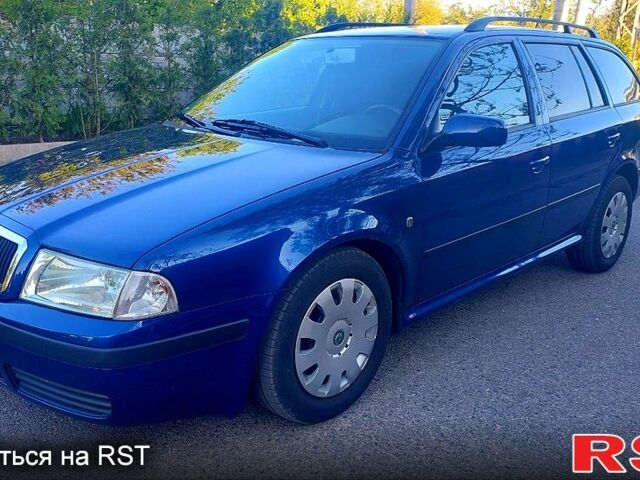 Синий Шкода Октавия, объемом двигателя 1.6 л и пробегом 200 тыс. км за 6000 $, фото 1 на Automoto.ua