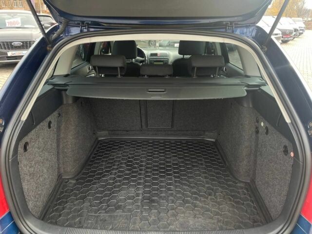 Синій Шкода Октавія, об'ємом двигуна 1.6 л та пробігом 247 тис. км за 6200 $, фото 22 на Automoto.ua