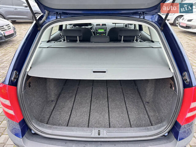 Синий Шкода Октавия, объемом двигателя 1.6 л и пробегом 227 тыс. км за 6200 $, фото 25 на Automoto.ua