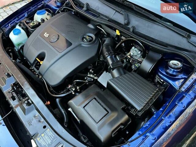 Синий Шкода Октавия, объемом двигателя 1.6 л и пробегом 184 тыс. км за 5450 $, фото 19 на Automoto.ua