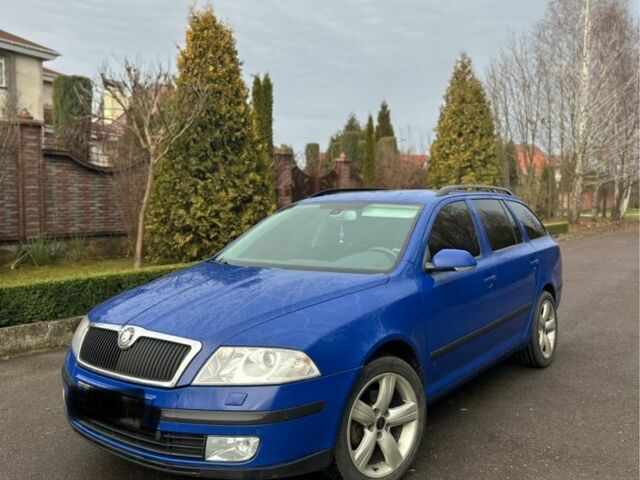 Синий Шкода Октавия, объемом двигателя 2 л и пробегом 281 тыс. км за 3399 $, фото 1 на Automoto.ua