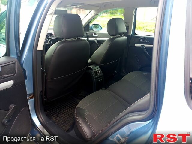 Синий Шкода Октавия, объемом двигателя 1.9 л и пробегом 240 тыс. км за 7200 $, фото 5 на Automoto.ua