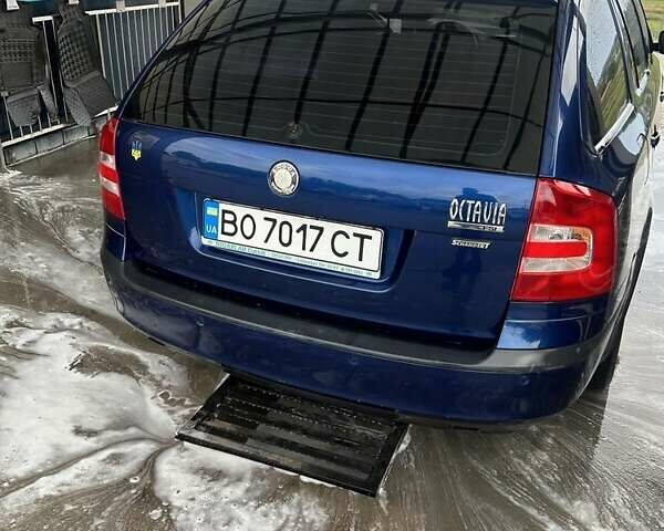 Синий Шкода Октавия, объемом двигателя 1.6 л и пробегом 300 тыс. км за 6000 $, фото 4 на Automoto.ua