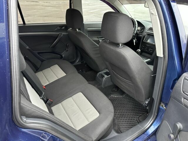 Синий Шкода Октавия, объемом двигателя 1.6 л и пробегом 246 тыс. км за 5500 $, фото 8 на Automoto.ua