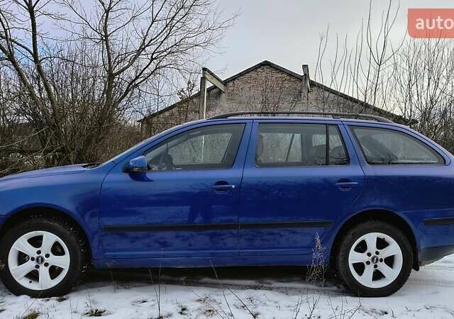 Синий Шкода Октавия, объемом двигателя 1.9 л и пробегом 290 тыс. км за 5400 $, фото 3 на Automoto.ua