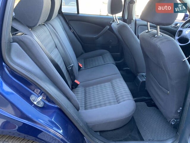 Синий Шкода Октавия, объемом двигателя 1.6 л и пробегом 150 тыс. км за 6155 $, фото 27 на Automoto.ua