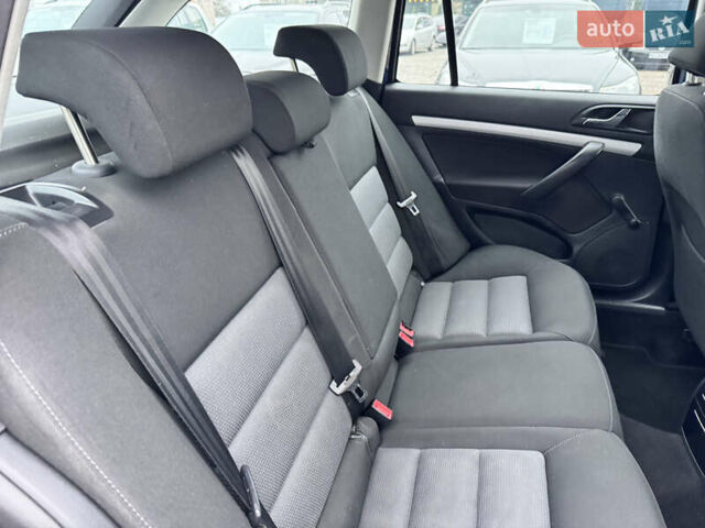 Синий Шкода Октавия, объемом двигателя 1.6 л и пробегом 227 тыс. км за 6200 $, фото 29 на Automoto.ua