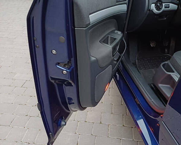 Синий Шкода Октавия, объемом двигателя 1.6 л и пробегом 198 тыс. км за 6800 $, фото 15 на Automoto.ua