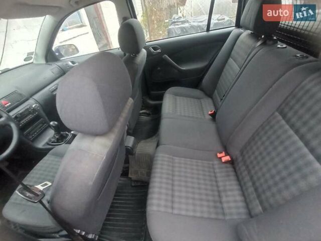 Синій Шкода Октавія, об'ємом двигуна 1.6 л та пробігом 190 тис. км за 6000 $, фото 12 на Automoto.ua