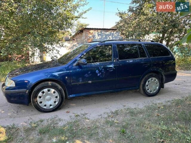 Синій Шкода Октавія, об'ємом двигуна 1.6 л та пробігом 258 тис. км за 5800 $, фото 4 на Automoto.ua