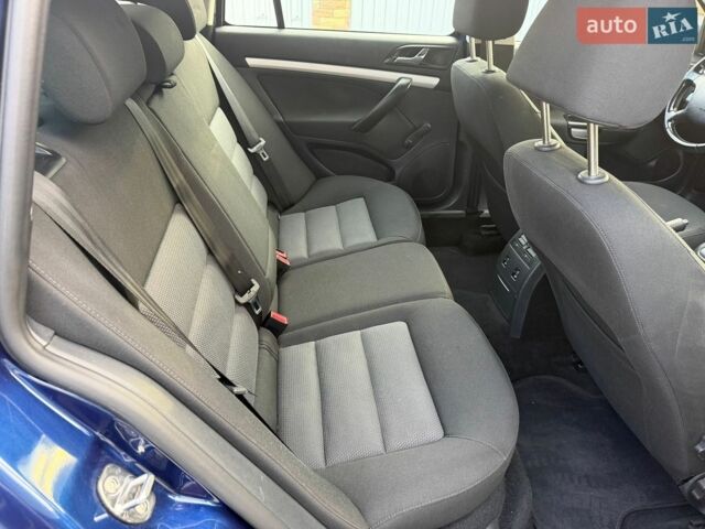 Синий Шкода Октавия, объемом двигателя 1.6 л и пробегом 232 тыс. км за 6900 $, фото 17 на Automoto.ua
