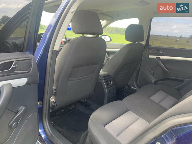 Синий Шкода Октавия, объемом двигателя 1.6 л и пробегом 308 тыс. км за 7500 $, фото 31 на Automoto.ua