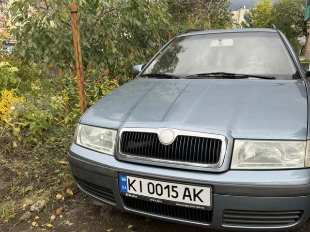 Синий Шкода Октавия, объемом двигателя 1.6 л и пробегом 170 тыс. км за 6300 $, фото 2 на Automoto.ua
