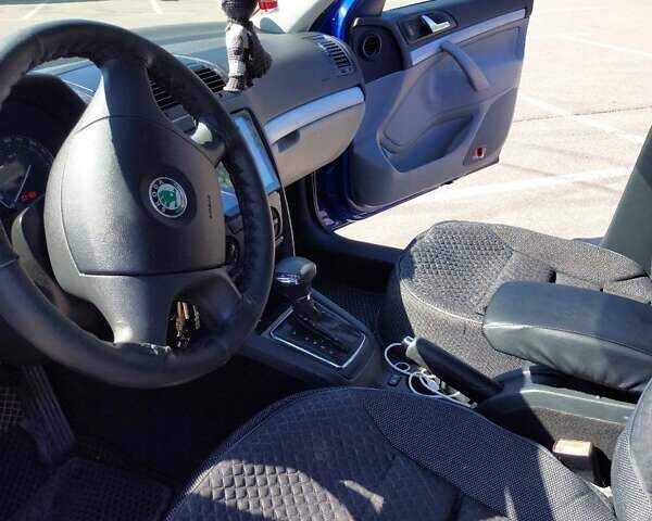 Синий Шкода Октавия, объемом двигателя 1.6 л и пробегом 250 тыс. км за 5700 $, фото 15 на Automoto.ua