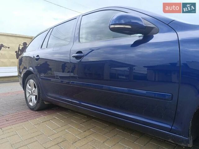 Синий Шкода Октавия, объемом двигателя 1.8 л и пробегом 181 тыс. км за 9100 $, фото 6 на Automoto.ua
