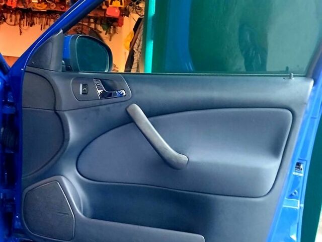 Синій Шкода Октавія, об'ємом двигуна 1.6 л та пробігом 235 тис. км за 7150 $, фото 13 на Automoto.ua