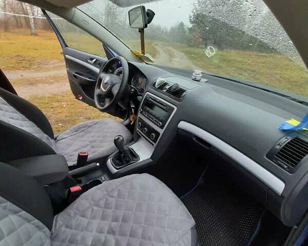 Синий Шкода Октавия, объемом двигателя 0 л и пробегом 250 тыс. км за 6200 $, фото 13 на Automoto.ua