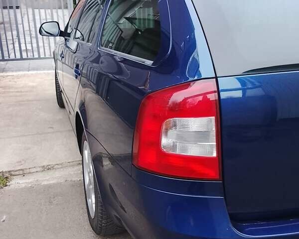 Синій Шкода Октавія, об'ємом двигуна 1.8 л та пробігом 228 тис. км за 7600 $, фото 6 на Automoto.ua