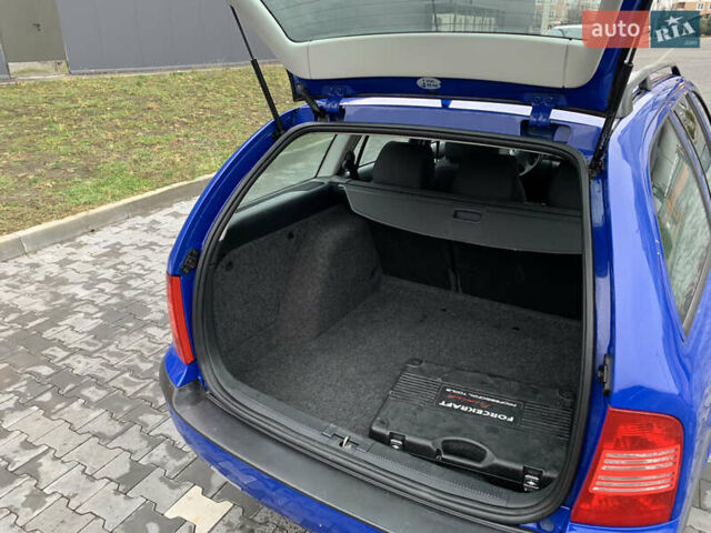 Синий Шкода Октавия, объемом двигателя 1.6 л и пробегом 195 тыс. км за 6500 $, фото 16 на Automoto.ua