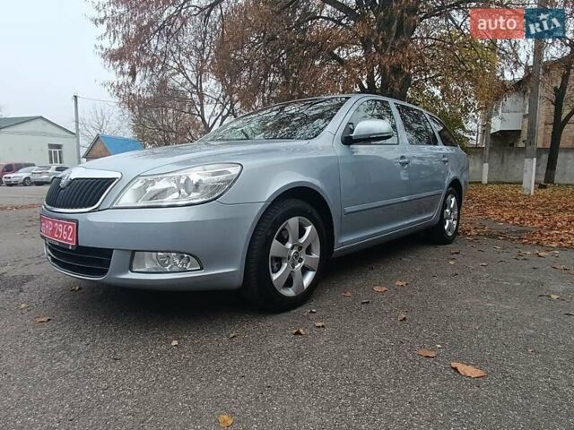 Синий Шкода Октавия, объемом двигателя 1.8 л и пробегом 227 тыс. км за 7800 $, фото 7 на Automoto.ua