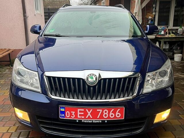 Синій Шкода Октавія, об'ємом двигуна 1.8 л та пробігом 255 тис. км за 8700 $, фото 2 на Automoto.ua