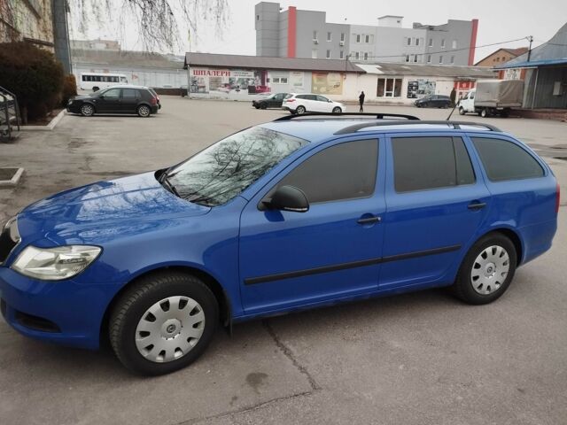 Синій Шкода Октавія, об'ємом двигуна 1.6 л та пробігом 230 тис. км за 7300 $, фото 9 на Automoto.ua